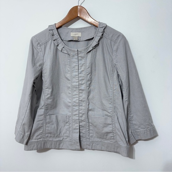 Ann Taylor Loft Womens Ruffle Neck Shirt - Picture 4 of 4